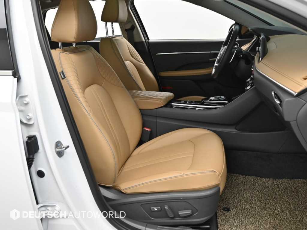 HYUNDAI Sonata - Vista 10