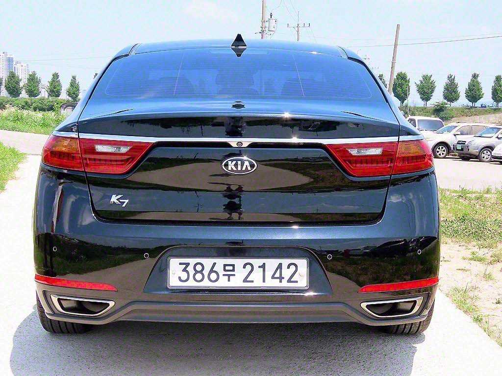 KIA K7 - Vista 4