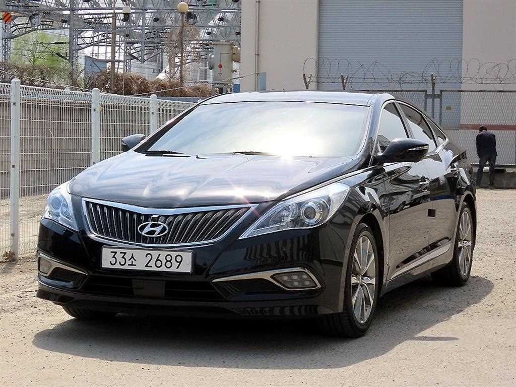 HYUNDAI Grandeur - Vista 2