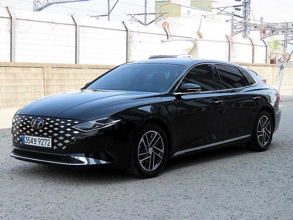 HYUNDAI Grandeur - Vista 2