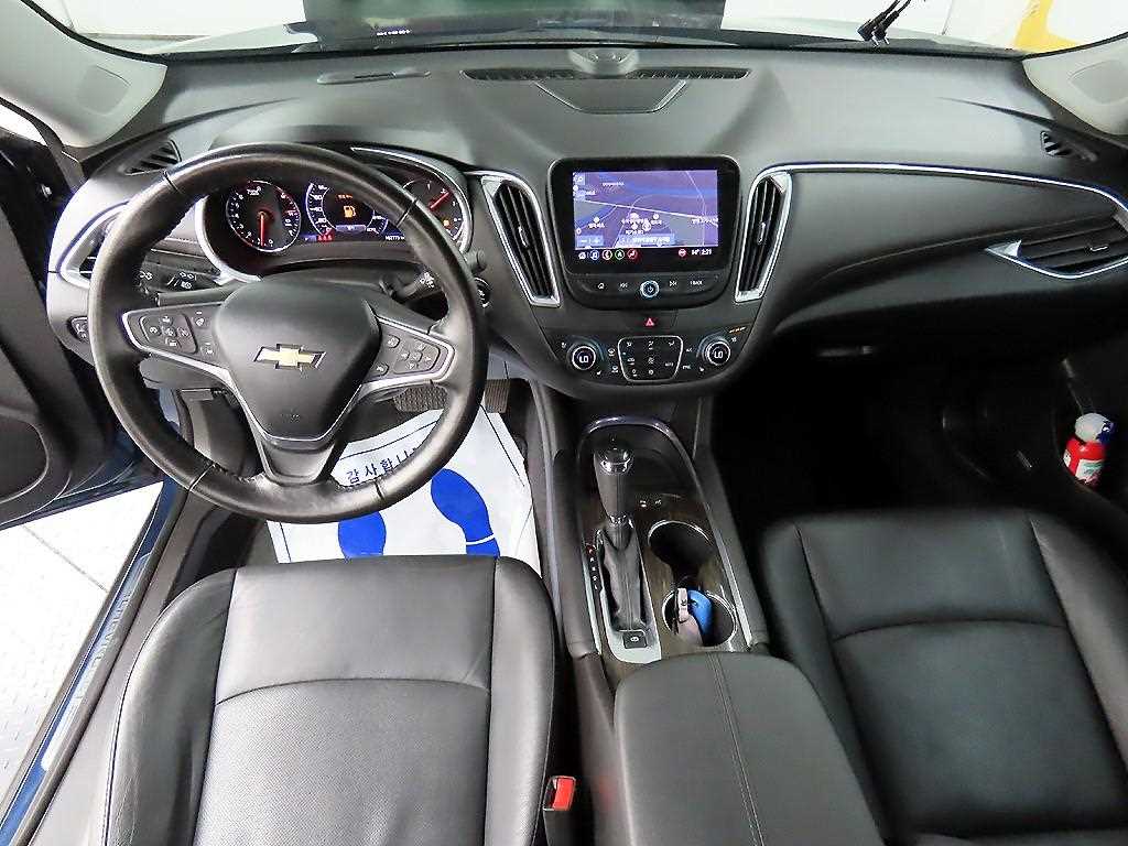 Chevrolet Malibu - Vista 7