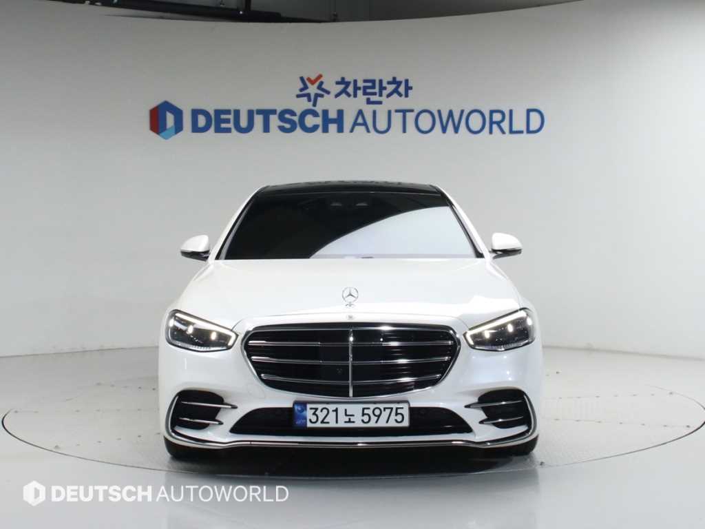 Mercedes Benz S Class - Vista 3