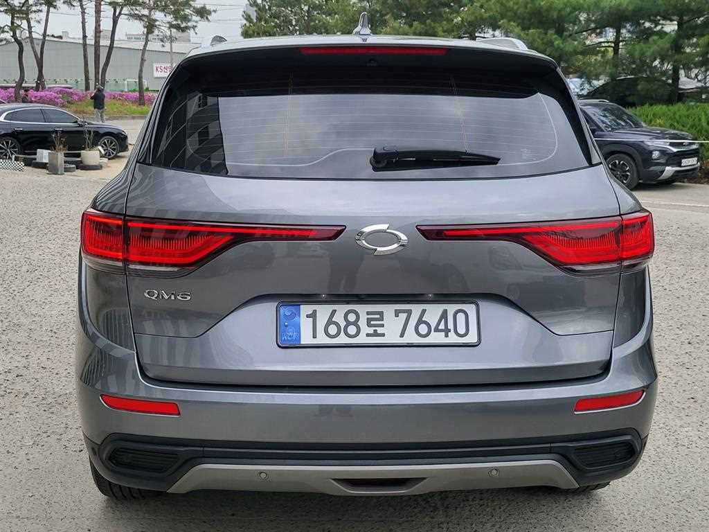 SAMSUNG QM6 - Vista 4