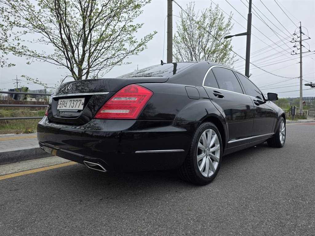Mercedes Benz S Class - Vista 6