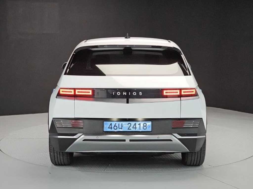 HYUNDAI Ioniq 5 - Vista 4