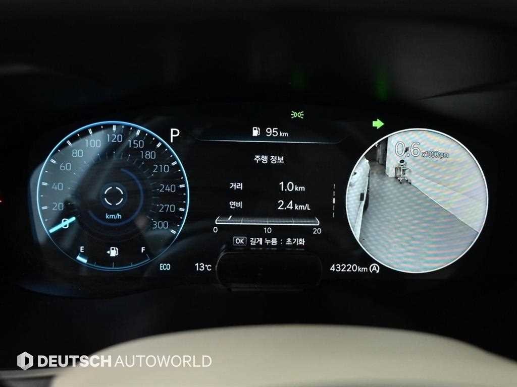 Genesis G70 - Vista 8