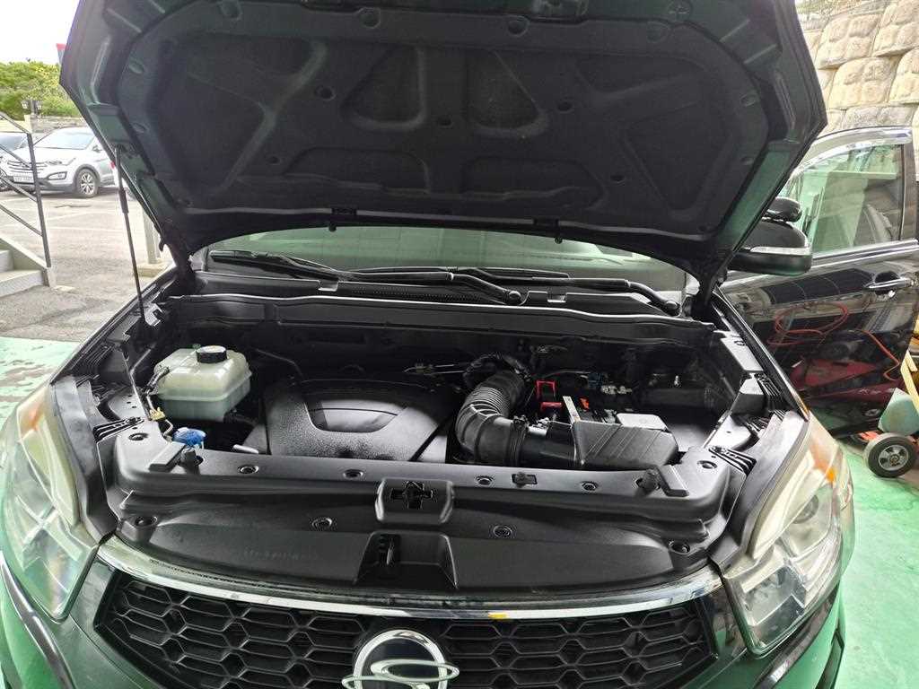 Ssangyong Korando 2015 Negro - Importación desde Corea - HF Imports Iquique - Foto 20