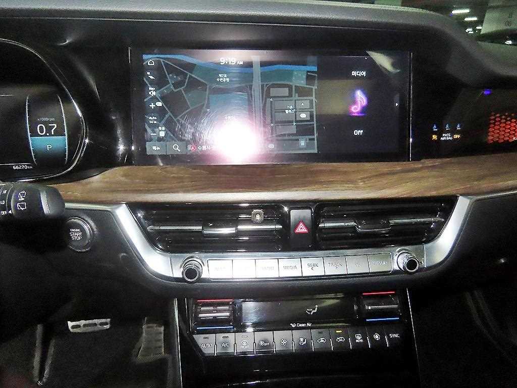 KIA Mohave - Vista 11