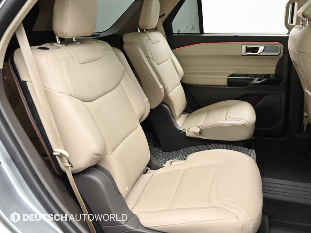 Ford Explorer - Vista 12