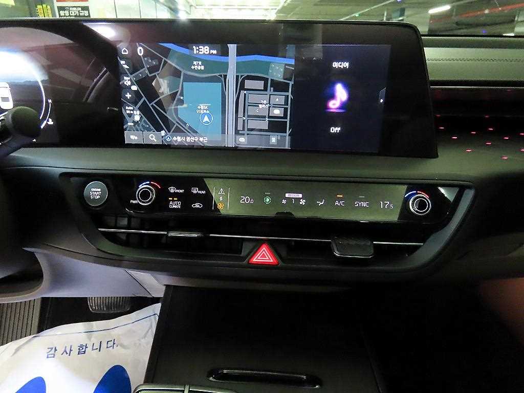 KIA K8 - Vista 11