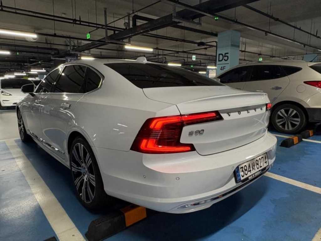 Volvo S90 - Vista 5