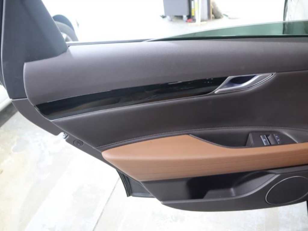 Genesis G80 2023 Negro - Importación desde Corea - HF Imports Iquique - Foto 18