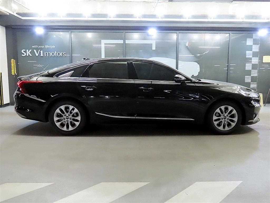 KIA K8 - Vista 3