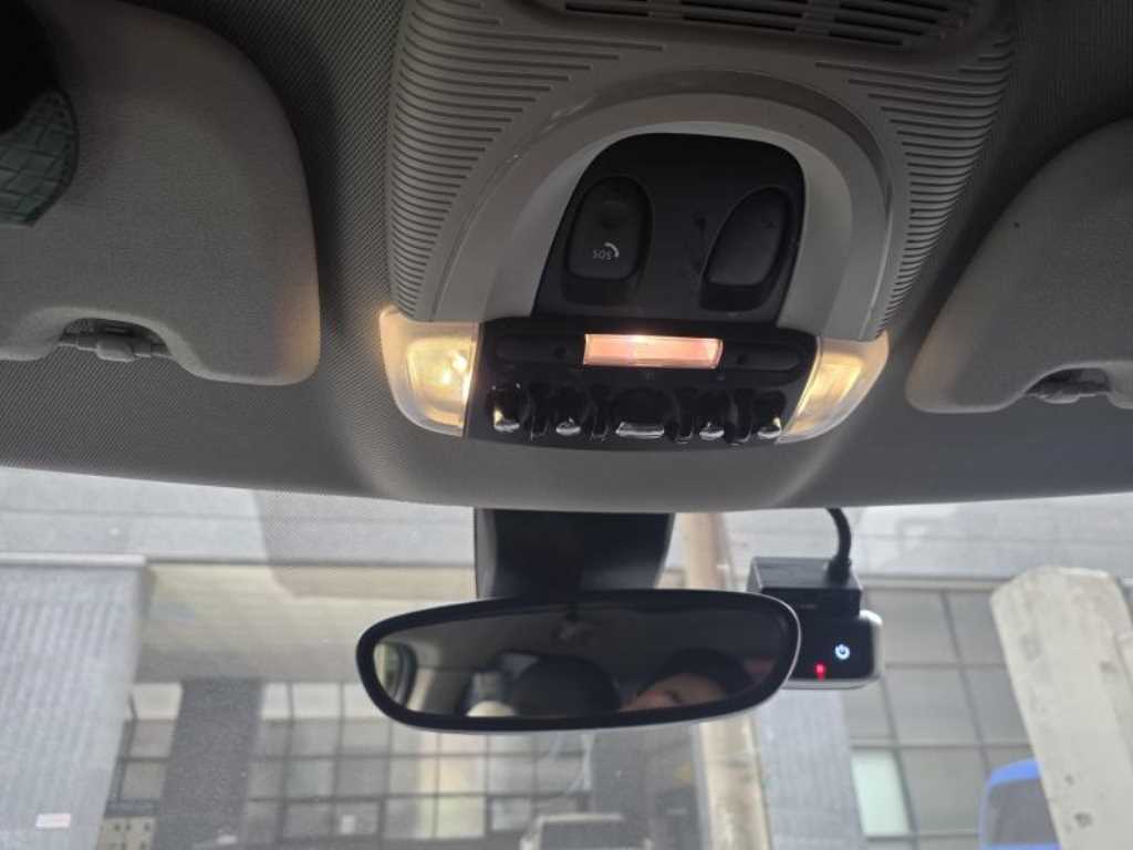 Mini Countryman - Vista 9