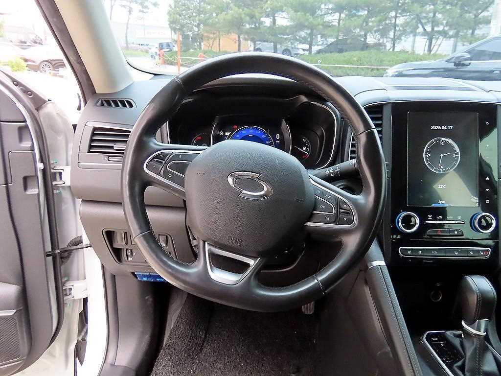 SAMSUNG QM6 - Vista 8
