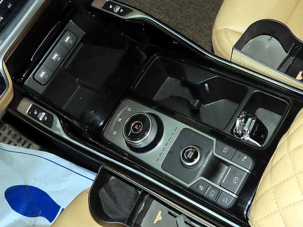 KIA Sorento - Vista 12