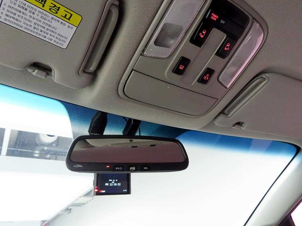 KIA Carnival 2015 Plateado - Importación desde Corea - HF Imports Iquique - Foto 17