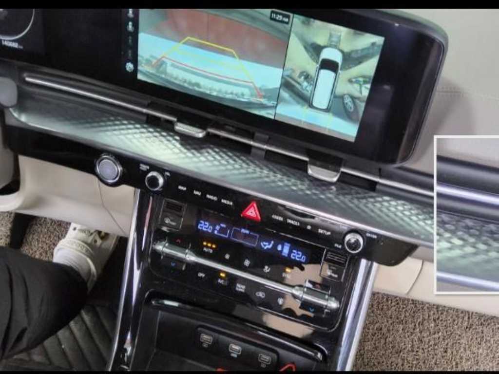 KIA Carnival - Vista 10