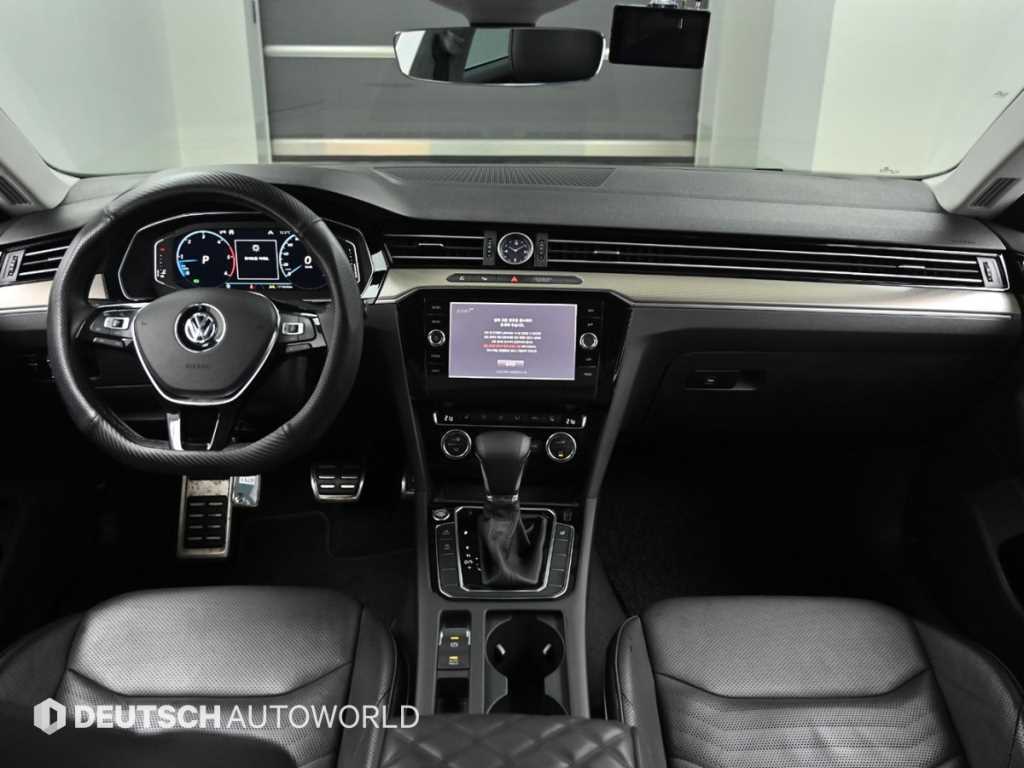 Volkswagen Arteon - Vista 7