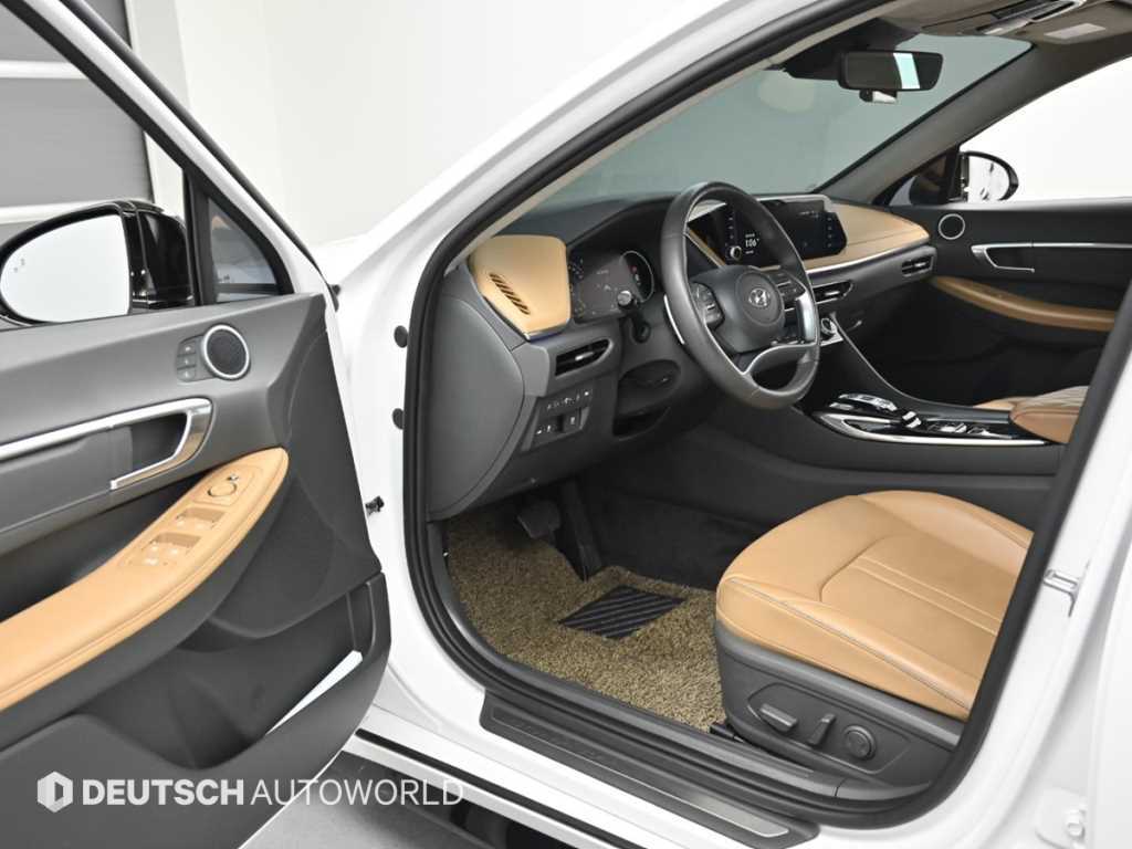 HYUNDAI Sonata - Vista 11