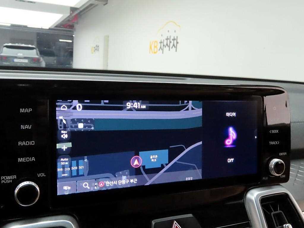 KIA Sorento - Vista 9