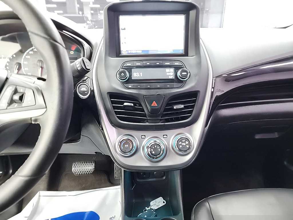 Chevrolet Spark - Vista 10