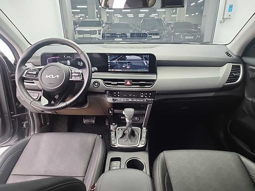 KIA Seltos - Vista 7