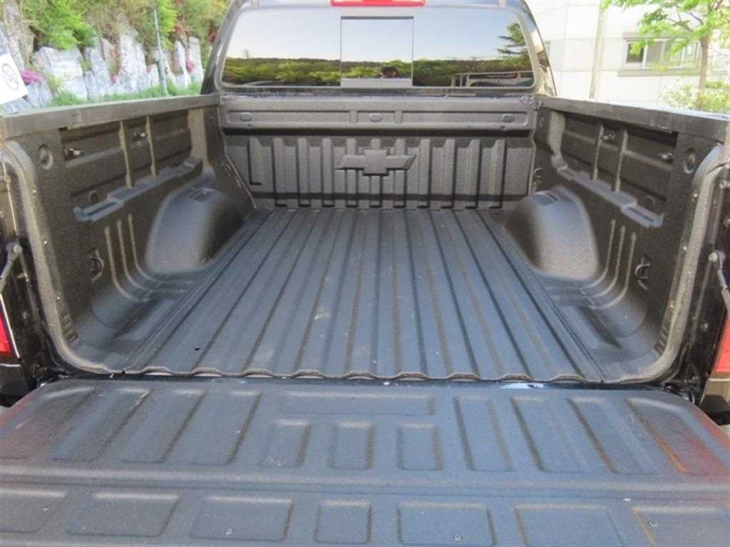 Chevrolet ?Colorado 2021 Negro - Importación desde Corea - HF Imports Iquique - Foto 18