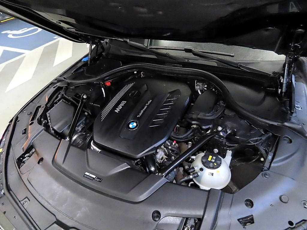 BMW 7 Series 2018 - Importación desde Corea - HF Imports Iquique - Foto 19