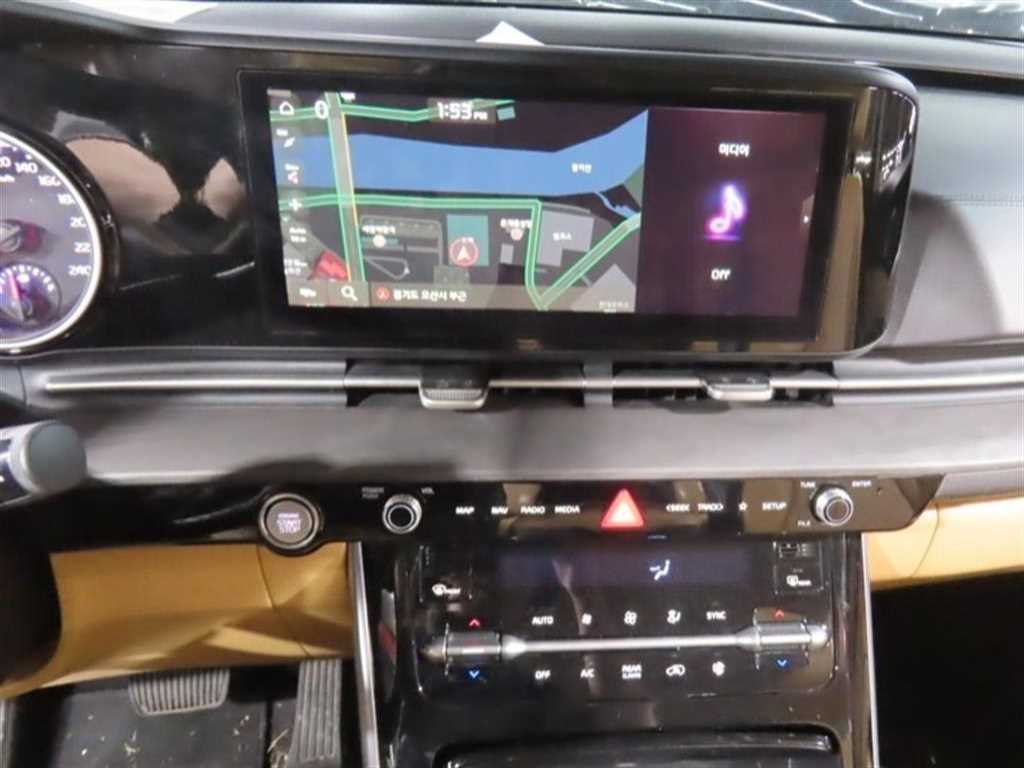 KIA Carnival - Vista 6