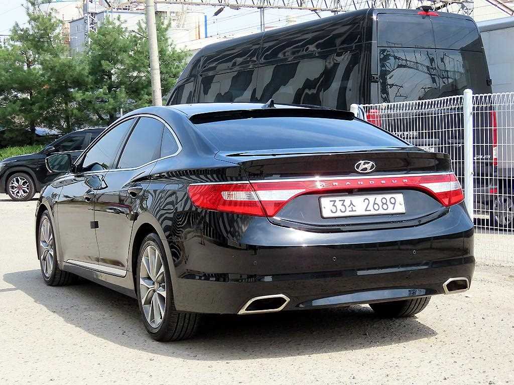 HYUNDAI Grandeur - Vista 3