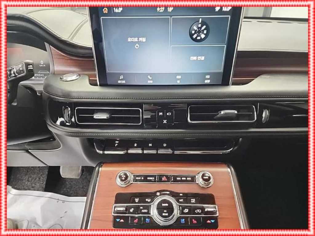 Lincoln Aviator - Vista 10