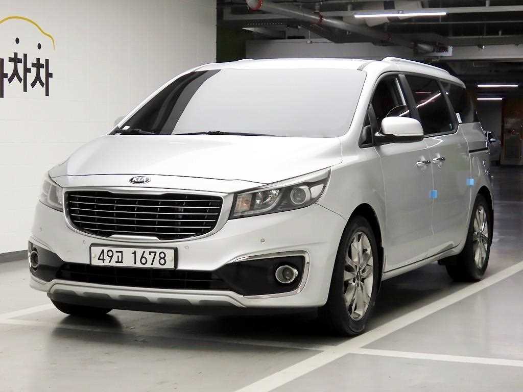KIA Carnival - Vista 2
