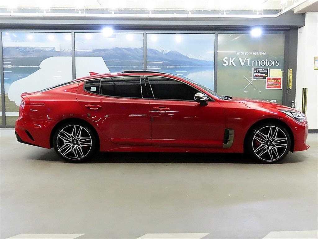 KIA Stinger - Vista 3