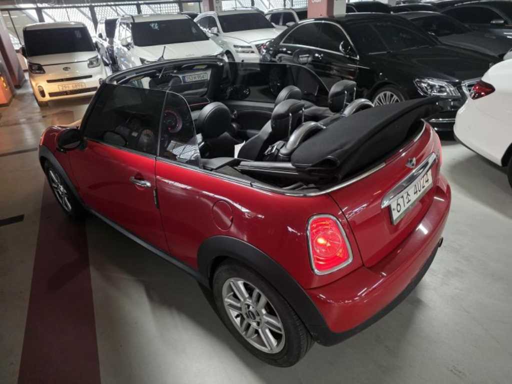 Mini Cooper Convertible - Vista 7