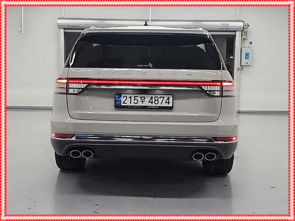 Lincoln Aviator - Vista 3