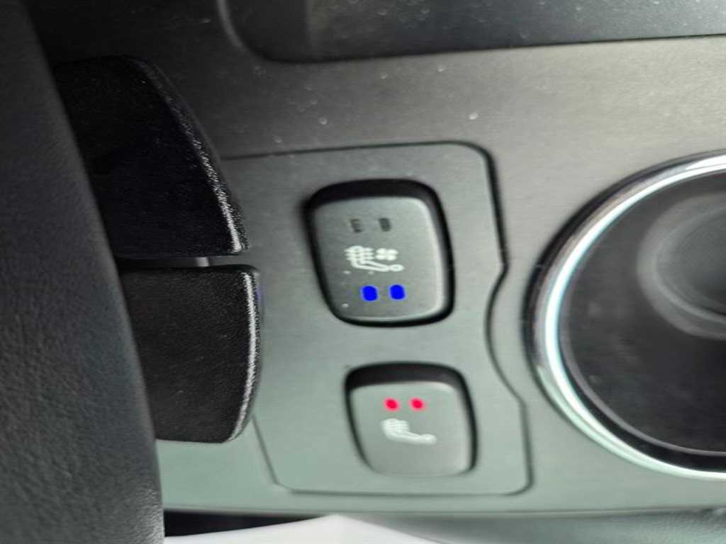 Ssangyong Korando - Vista 12