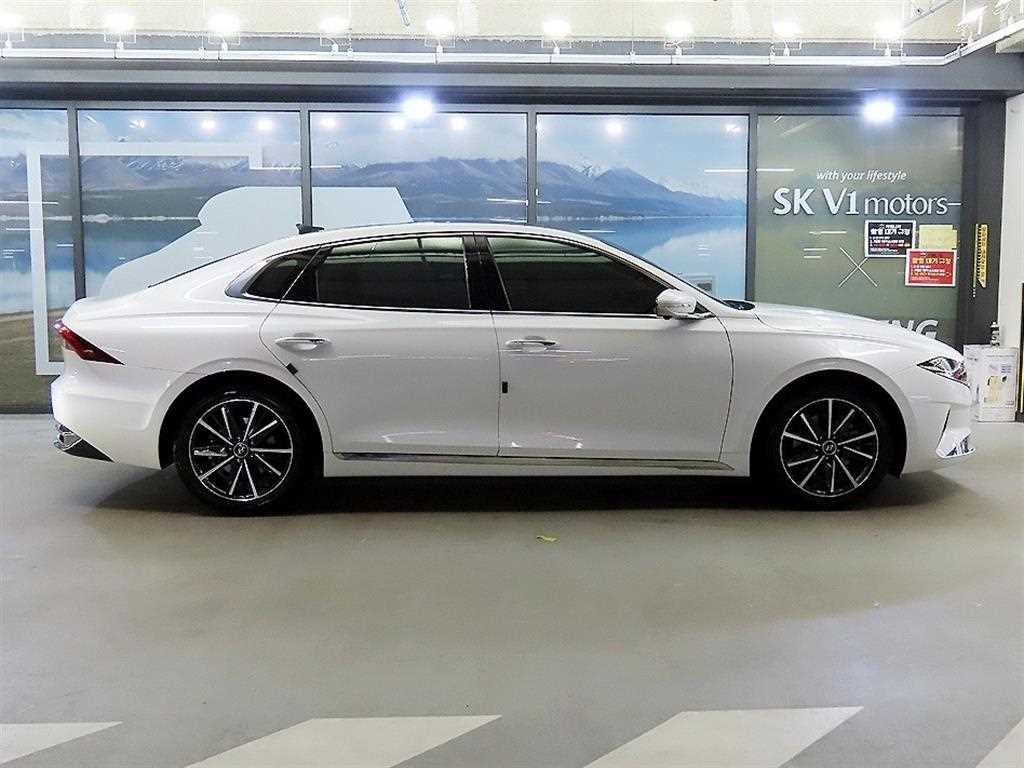 HYUNDAI Grandeur - Vista 3