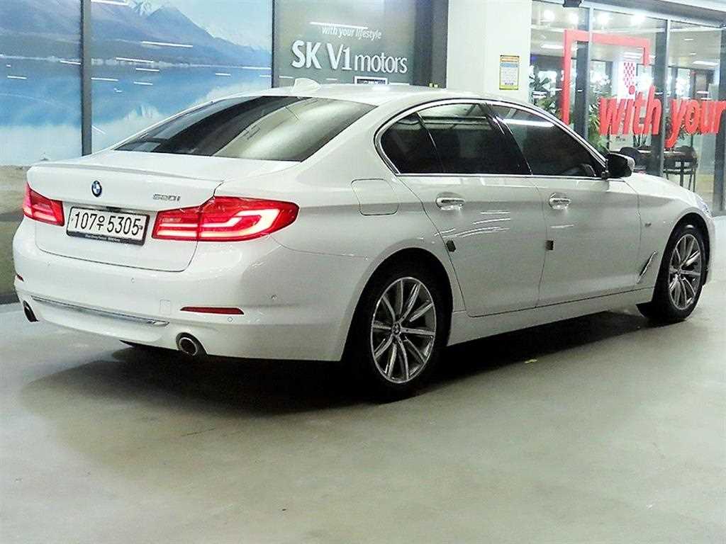 BMW 5 Series - Vista 4