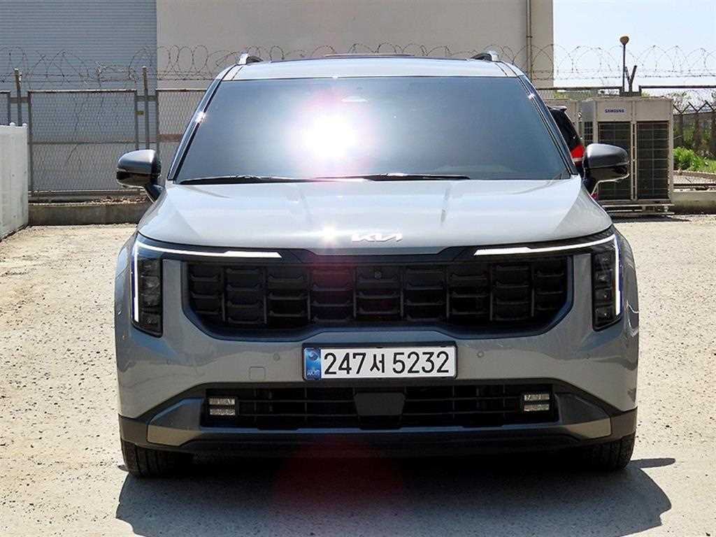 KIA Carnival 2025 Gris - Importación desde Corea - HF Imports Iquique - Foto 1