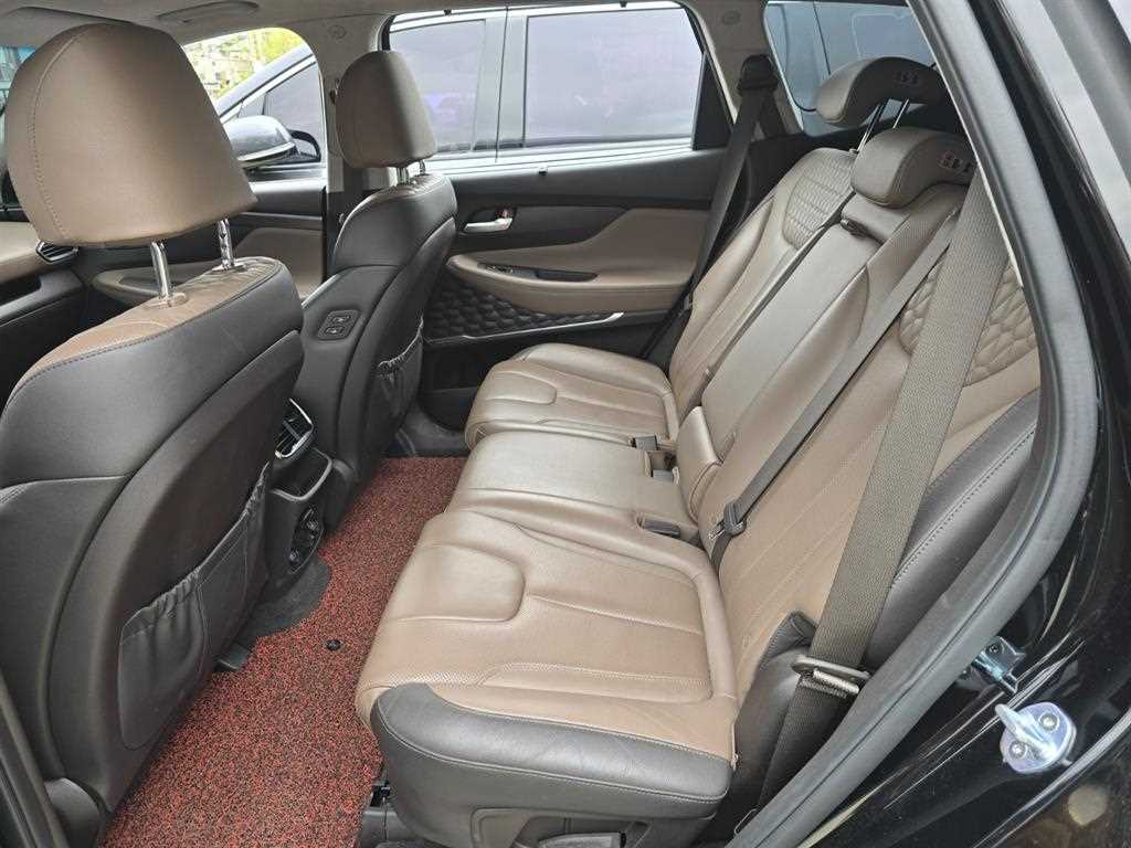 HYUNDAI Santa Fe - Vista 7