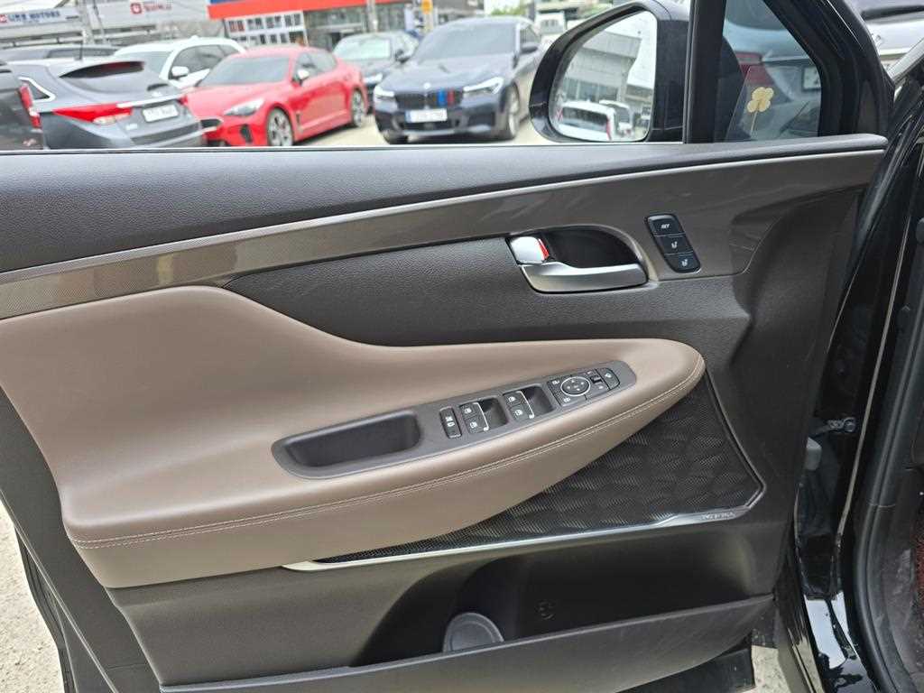 HYUNDAI Santa Fe - Vista 5