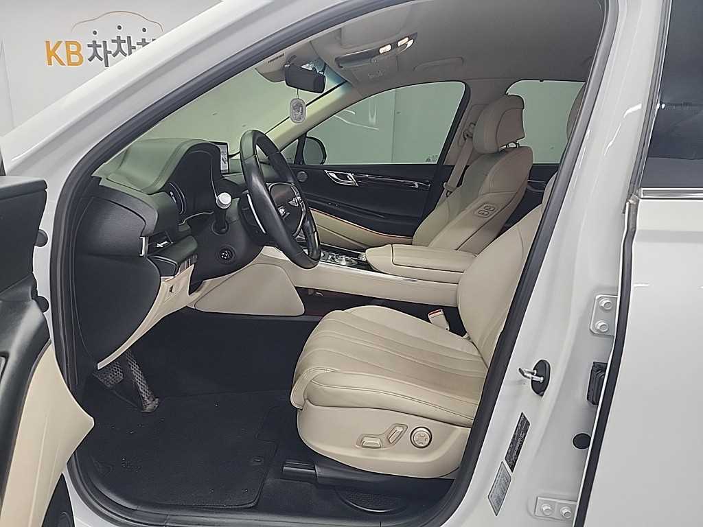 Genesis GV80 - Vista 11