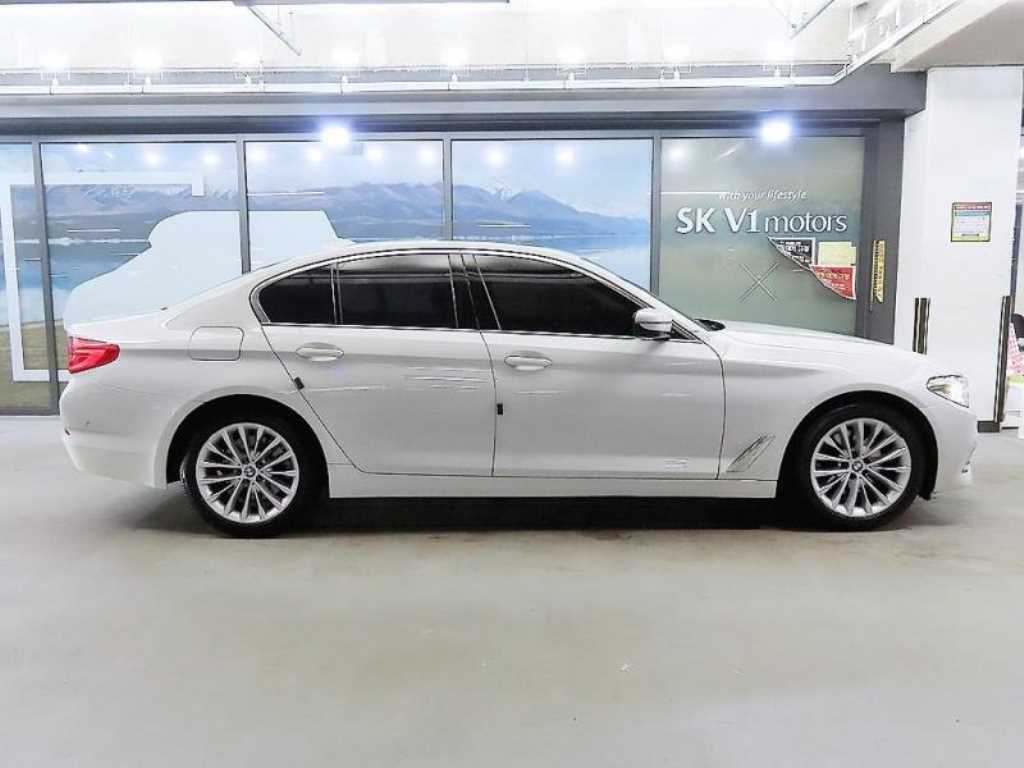 BMW 5 Series - Vista 3