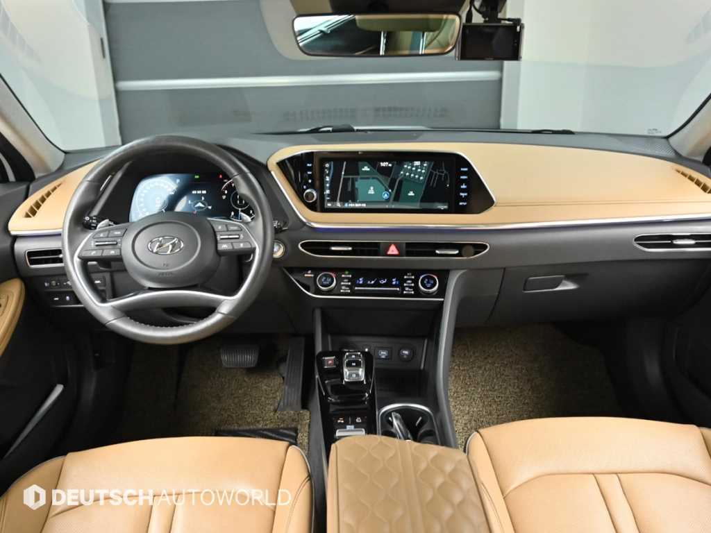 HYUNDAI Sonata - Vista 7