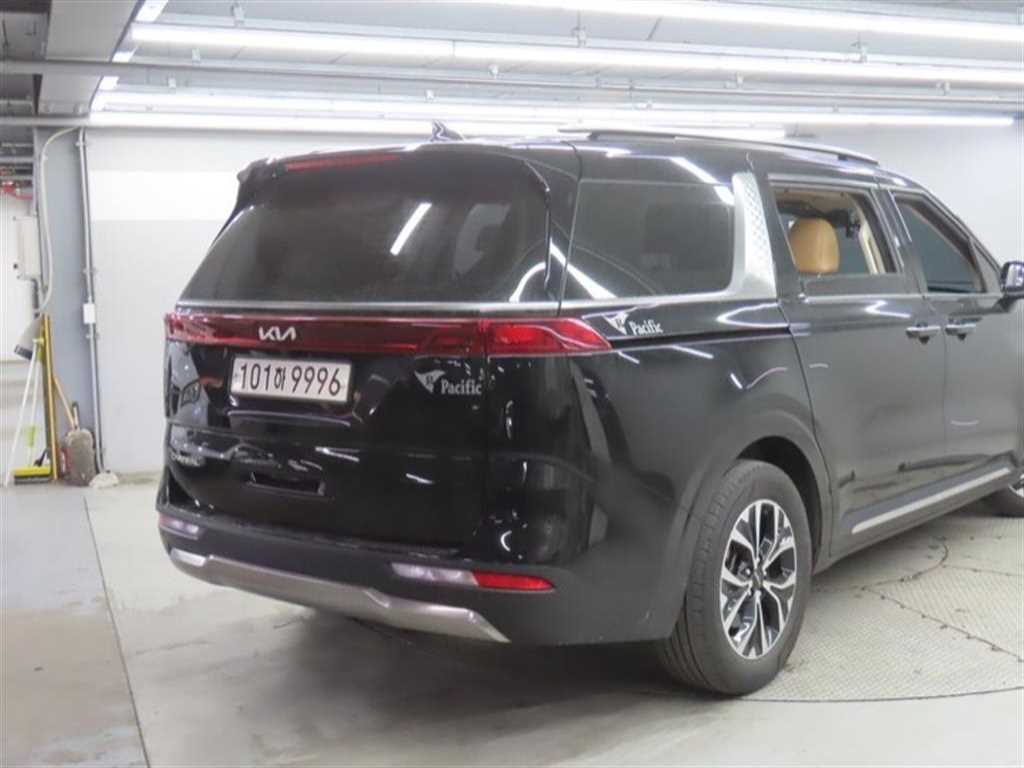 KIA Carnival - Vista 2