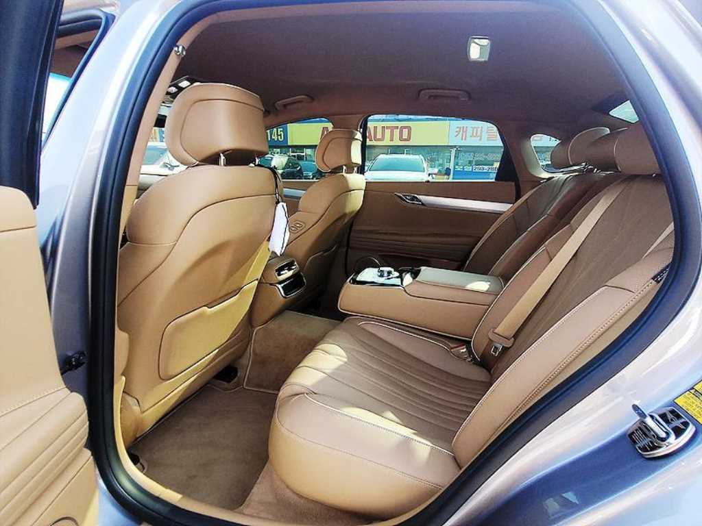 Genesis G80 - Vista 10