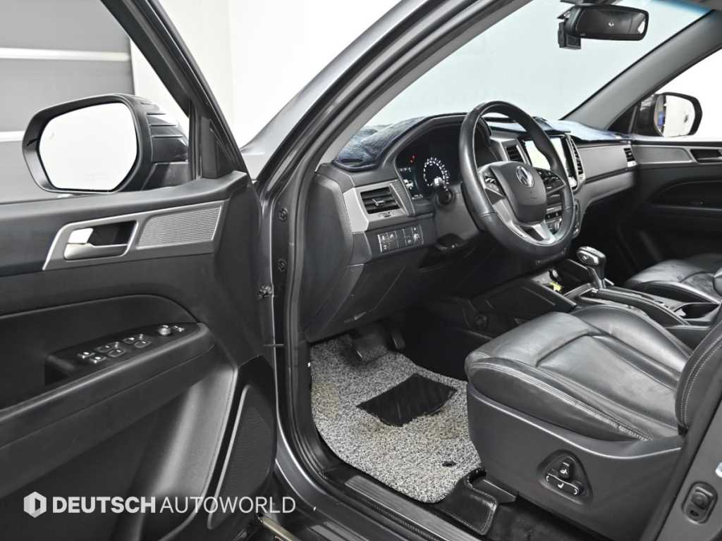 Ssangyong Rexton - Vista 11