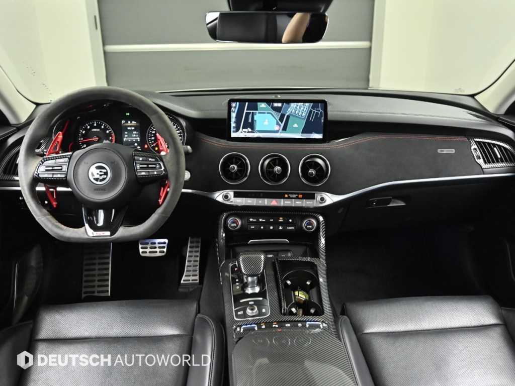 KIA Stinger - Vista 7