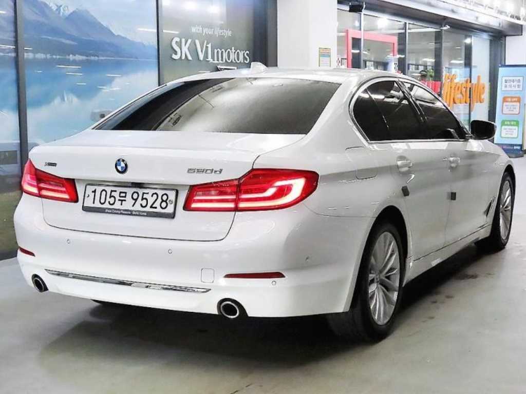 BMW 5 Series - Vista 4